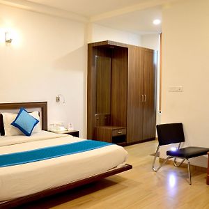 Hotel Marc Inn